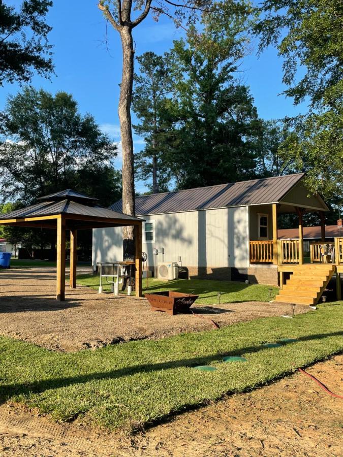 Вілла Cozy Cabin In Crestwood Subdivision Avinger Екстер'єр фото